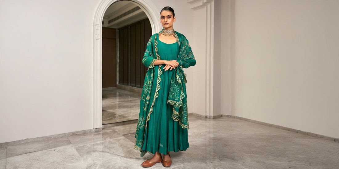 Mehendi Outfit 