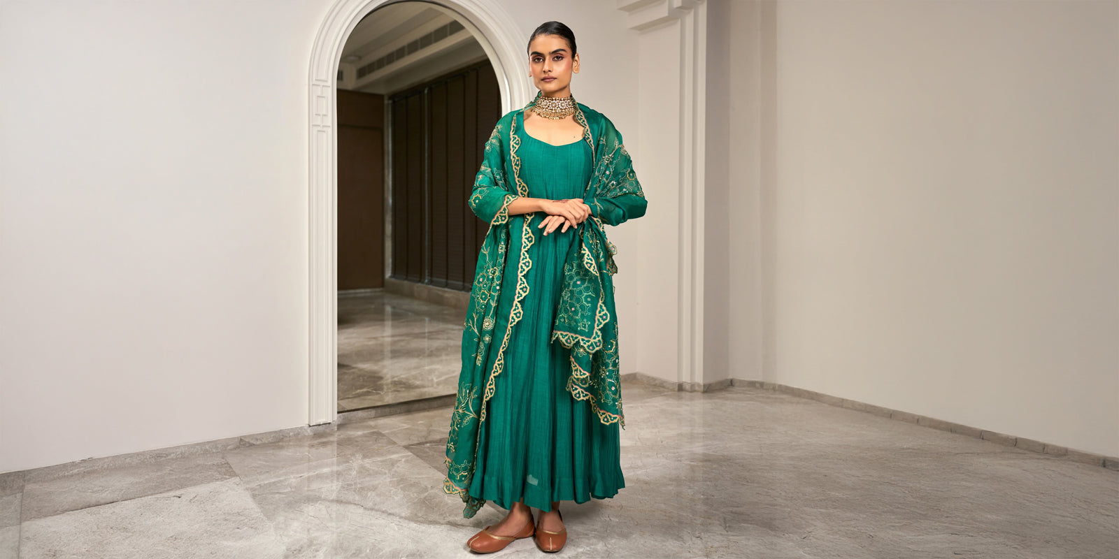 Mehendi Outfit 