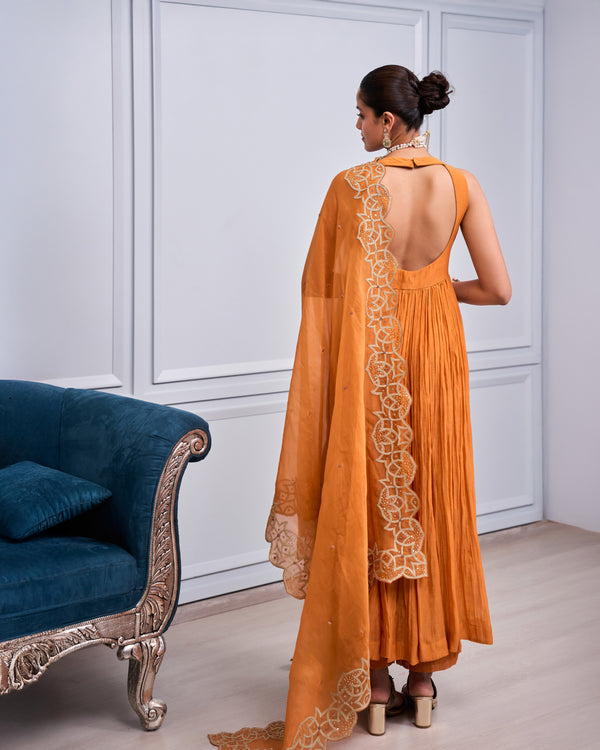 Titian Sweetheart Neck Suit Set
