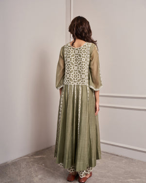 Moss Embroidered Chanderi Kurta Set