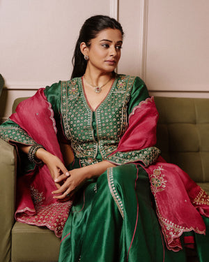 Priyamani Raj In Mahogany Green Chanderi Silk Set