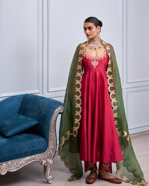 Fuchsia Embellished Anarkali Set