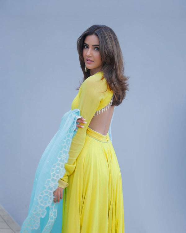 Jasmin Bhasin In Summer Lime Yellow Georgette Anarkali Set