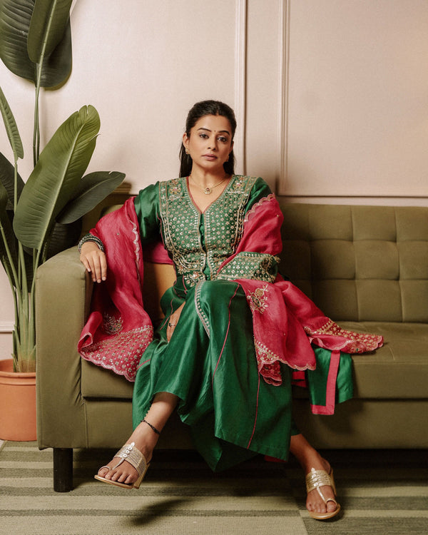 Priyamani Raj In Mahogany Green Chanderi Silk Set