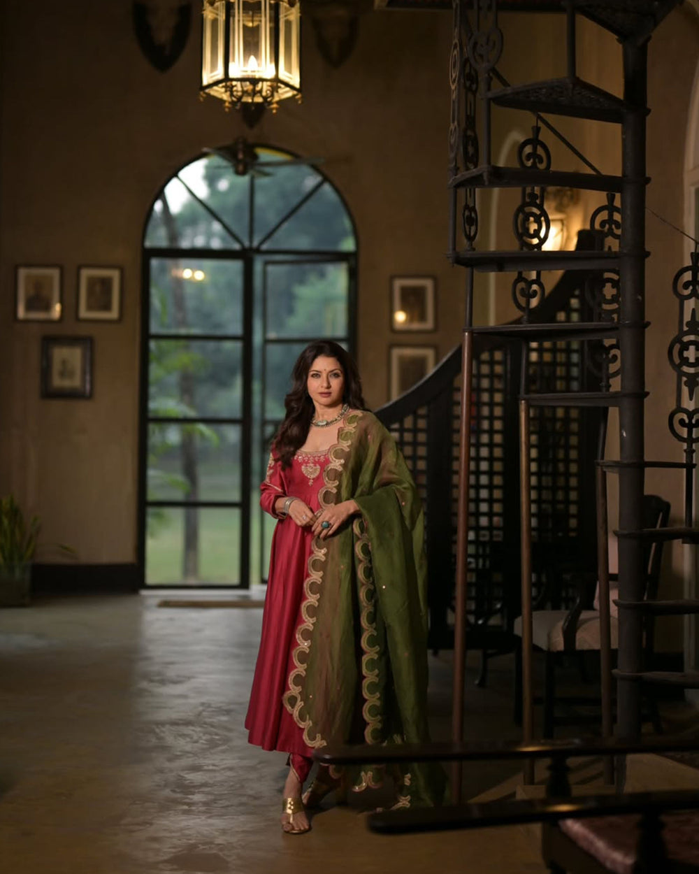 Bhagyashree Patwardhan Dassani In Fuchsia Embellished Anarkali Set