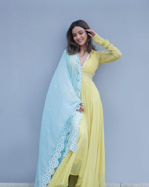 Jasmin Bhasin In Summer Lime Yellow Georgette Anarkali Set